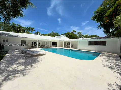 11450 SW 92nd Court Miami FL 33176