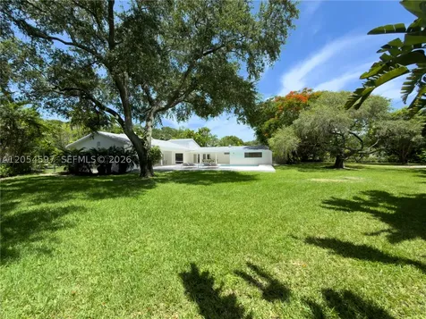 11450 SW 92nd Court Miami FL 33176