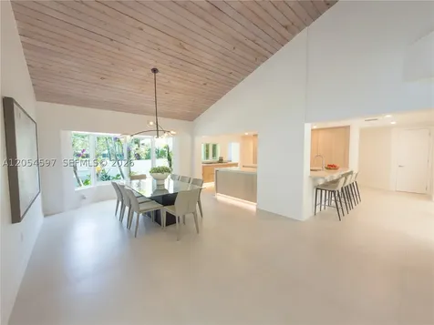 11450 SW 92nd Court Miami FL 33176