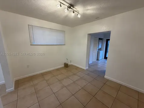 165 Lawn Way Miami Springs FL 33166