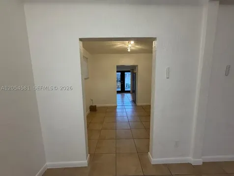 165 Lawn Way Miami Springs FL 33166