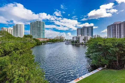 19999 E Country Club Drive Aventura FL 33180
