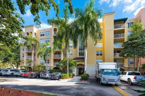 19999 E Country Club Drive Aventura FL 33180