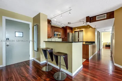 19999 E Country Club Drive Aventura FL 33180