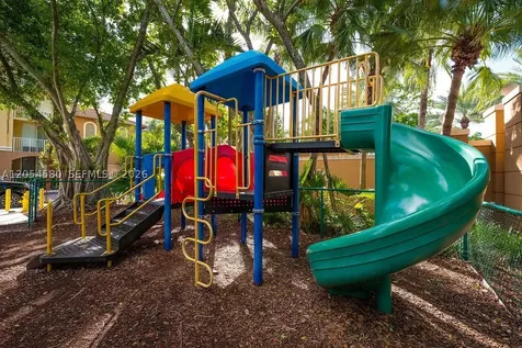 19999 E Country Club Drive Aventura FL 33180
