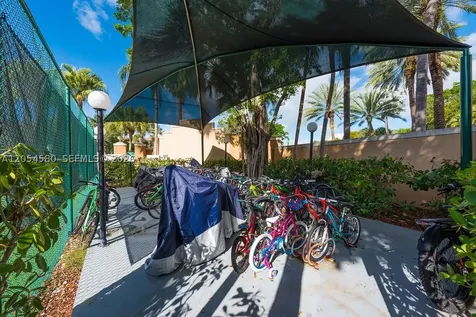 19999 E Country Club Drive Aventura FL 33180