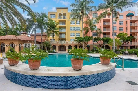 19999 E Country Club Drive Aventura FL 33180