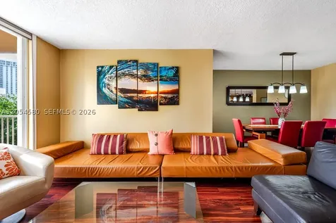 19999 E Country Club Drive Aventura FL 33180