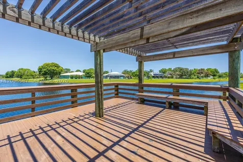 2801 SE Leigh Avenue Port St. Lucie FL 34952