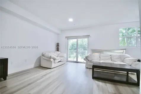 10870 NW 88th Terrace Doral FL 33178