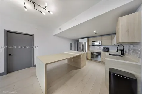 16385 Biscayne Boulevard North Miami Beach FL 33160