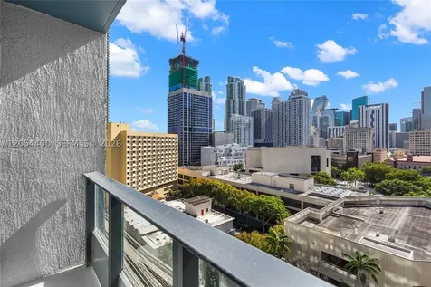 121 NE 5th Street Miami FL 33132