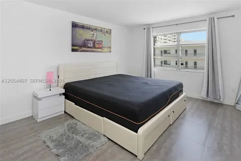 1580 West Avenue Miami Beach FL 33139