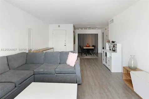 1580 West Avenue Miami Beach FL 33139