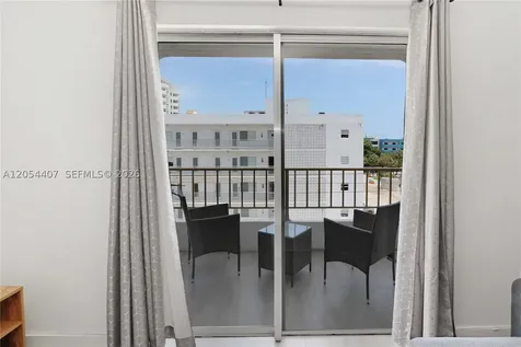 1580 West Avenue Miami Beach FL 33139