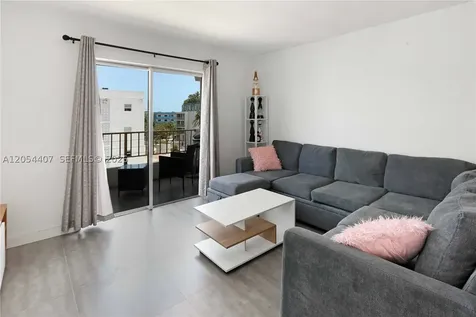 1580 West Avenue Miami Beach FL 33139