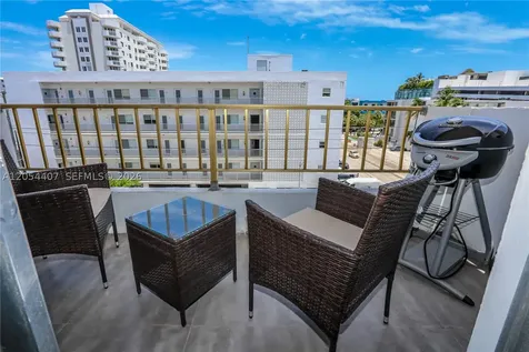 1580 West Avenue Miami Beach FL 33139