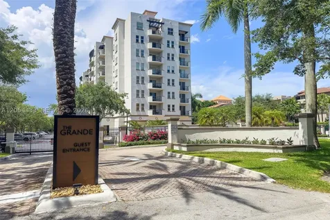 9021 SW 94th Street Miami FL 33176