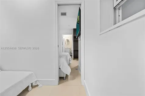 60 SW 13th Street Miami FL 33130