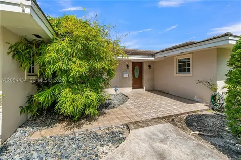 15101 SW 69th Court Palmetto Bay FL 33158