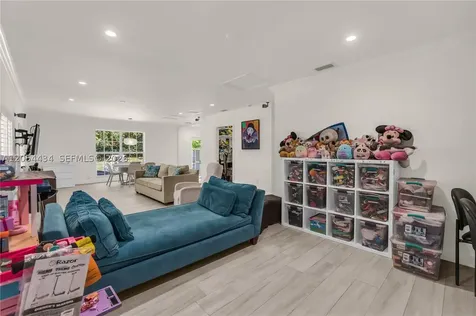 15101 SW 69th Court Palmetto Bay FL 33158