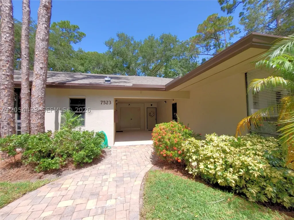 7523 Greenlake Way Boynton Beach FL 33436