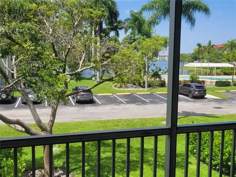1200 SW 130th Avenue Pembroke Pines FL 33027