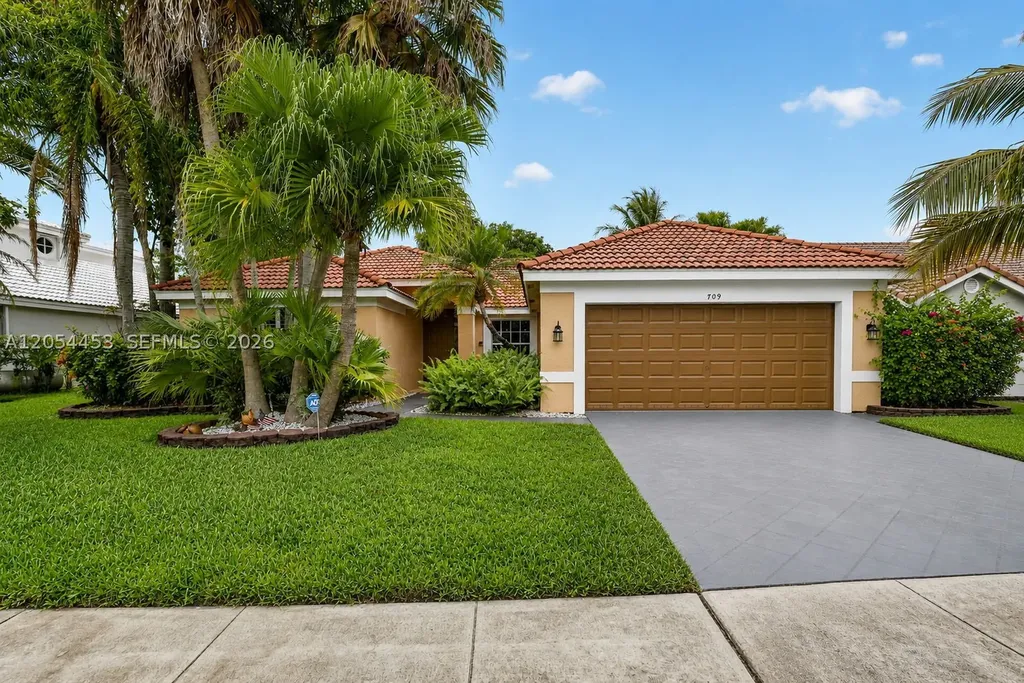 709 NW 177th Avenue Pembroke Pines FL 33029