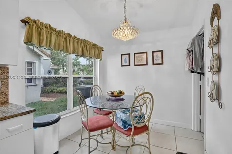 709 NW 177th Avenue Pembroke Pines FL 33029