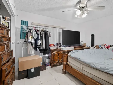709 NW 177th Avenue Pembroke Pines FL 33029