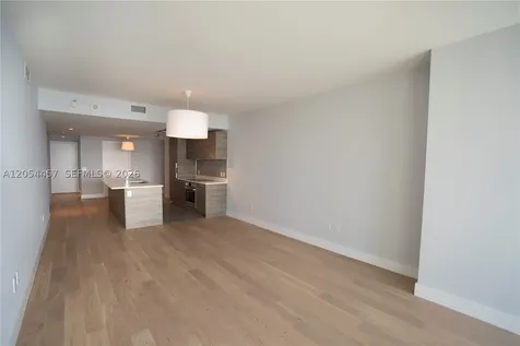 650 NE 32nd Street Miami FL 33137
