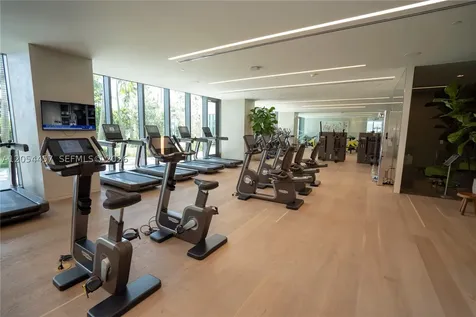 650 NE 32nd Street Miami FL 33137