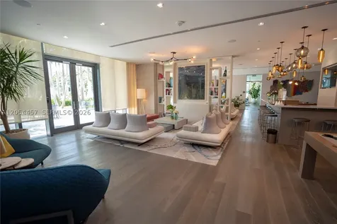 650 NE 32nd Street Miami FL 33137