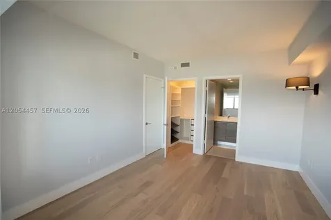 650 NE 32nd Street Miami FL 33137