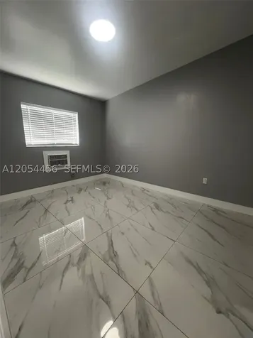 2090 NW 31th Street Miami FL 33142
