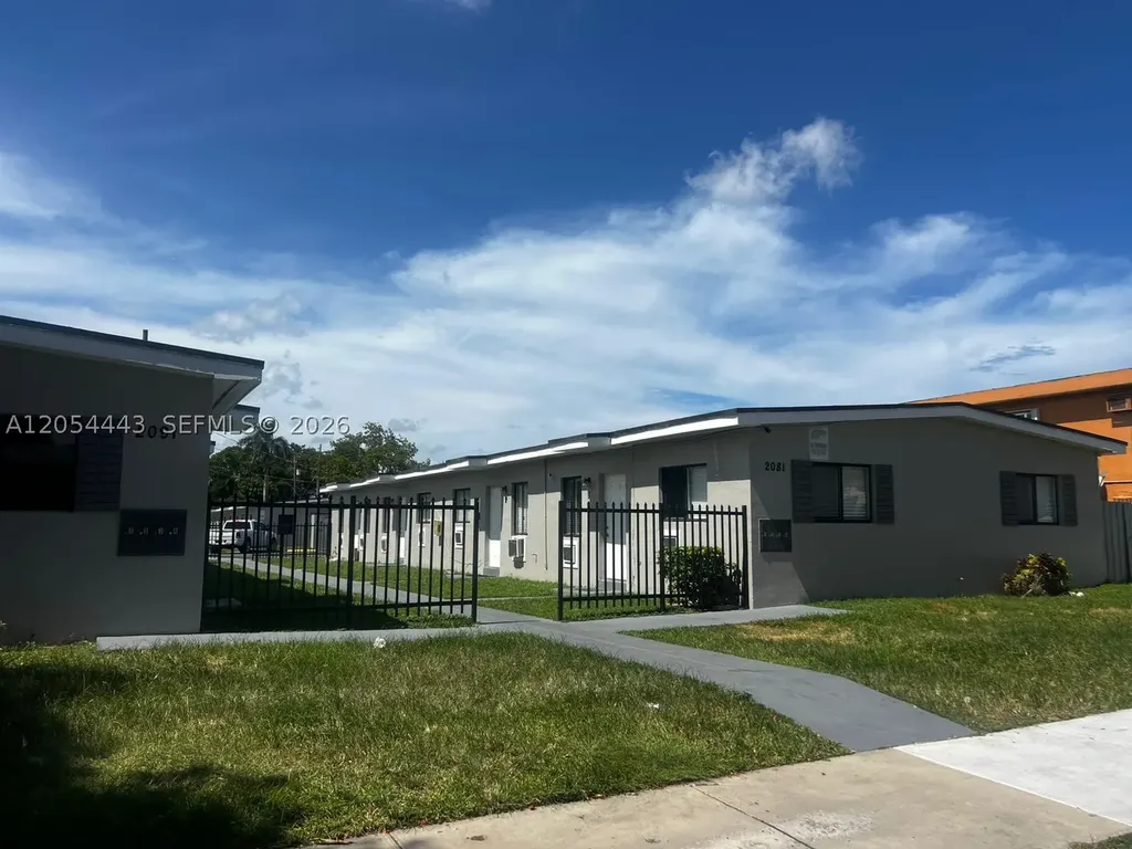 2081 NW 30st Street Miami FL 33142