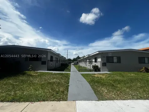 2081 NW 30st Street Miami FL 33142