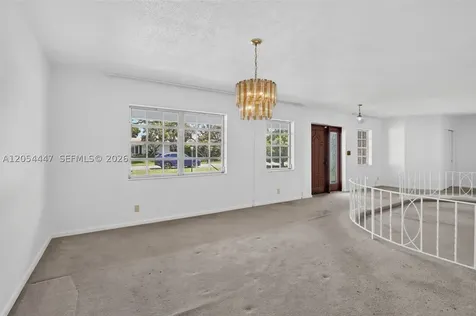 5620 SW 8th Street Plantation FL 33317