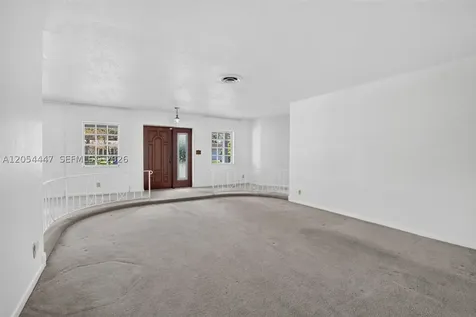 5620 SW 8th Street Plantation FL 33317