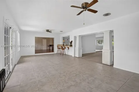 5620 SW 8th Street Plantation FL 33317