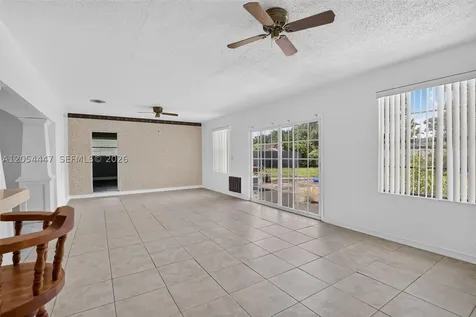 5620 SW 8th Street Plantation FL 33317