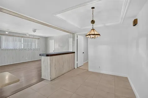 5620 SW 8th Street Plantation FL 33317