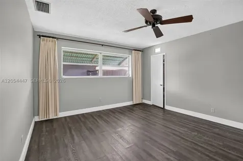 5620 SW 8th Street Plantation FL 33317