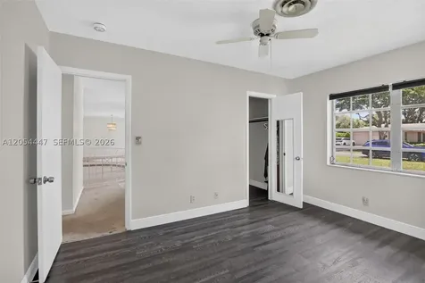 5620 SW 8th Street Plantation FL 33317