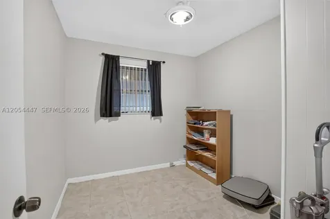 5620 SW 8th Street Plantation FL 33317
