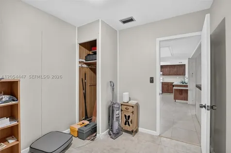 5620 SW 8th Street Plantation FL 33317