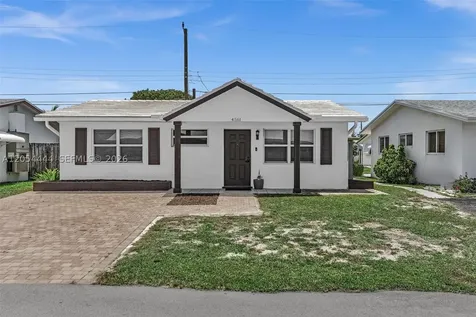 4561 NW 16th Terrace Tamarac FL 33309