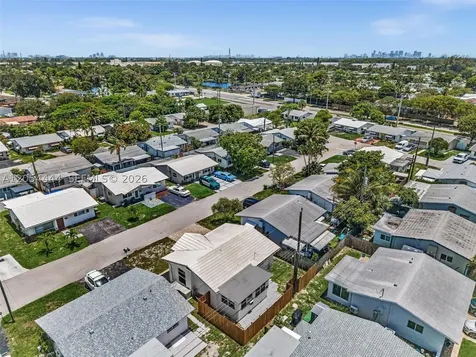 4561 NW 16th Terrace Tamarac FL 33309