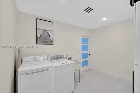 1892 NE 33rd Street Oakland Park FL 33306