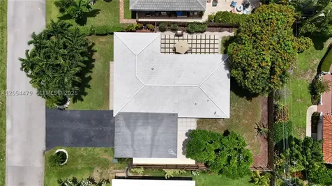 1892 NE 33rd Street Oakland Park FL 33306